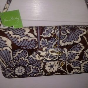NWT Vera Bradley Knot Just A Clutch Slate Bloom Sh